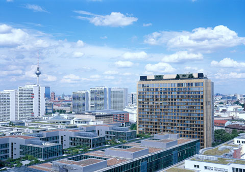 Video screening on top of the Axel-Springer-Building in Berlin, in cooperation with Holger Friese. Copyright Carsten Eisfeld 